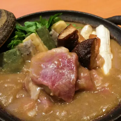 久原の名物、鴨料理