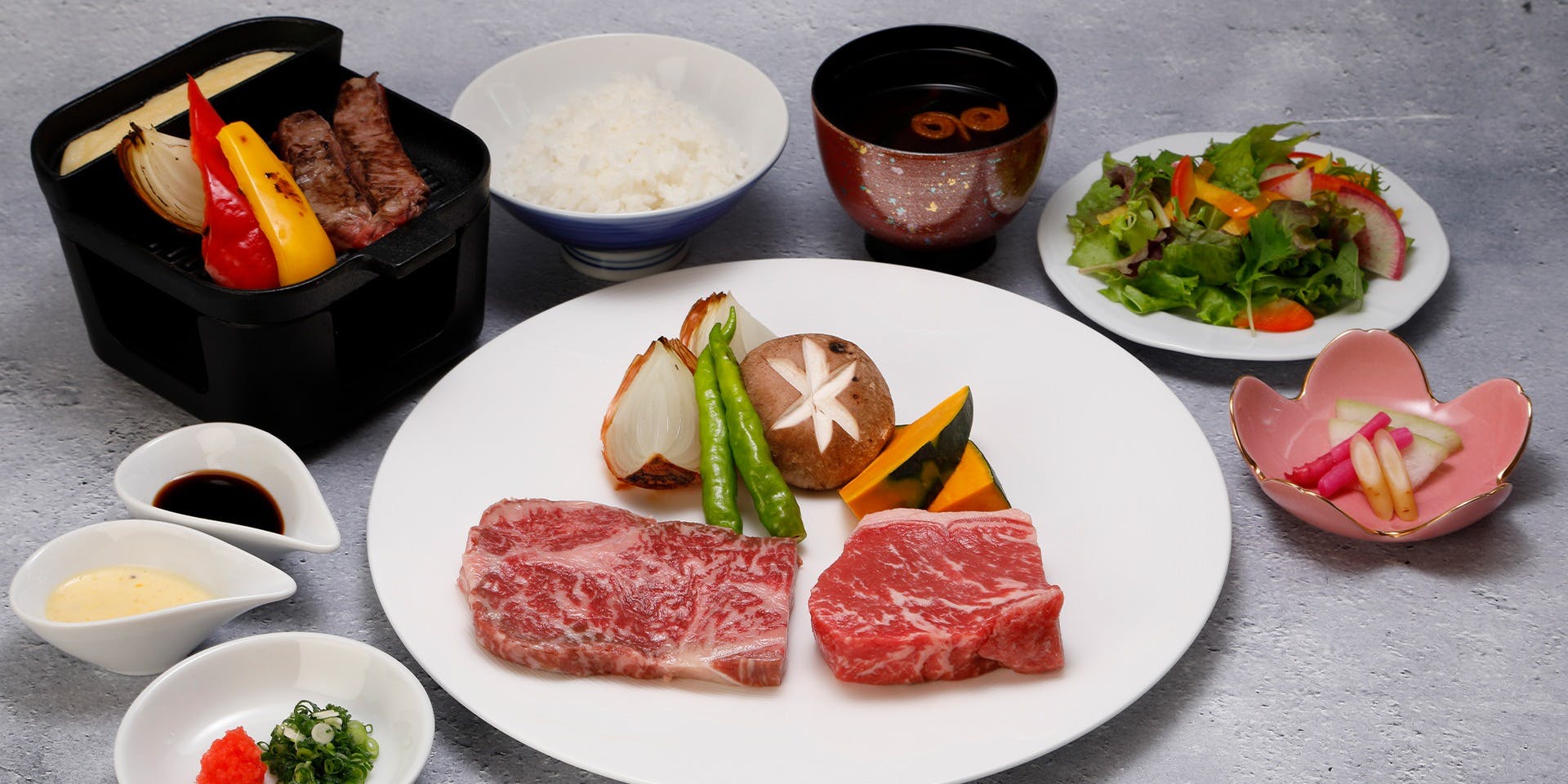 ザハマナコテラス（THE HAMANAKOTERRACE）