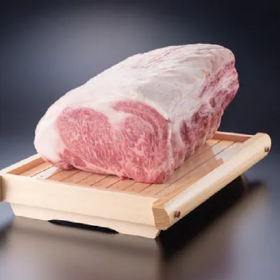 雌A5処女飛騨牛の熟成肉