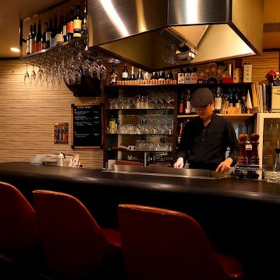 マスターが丁寧に作り上げる鉄板焼き