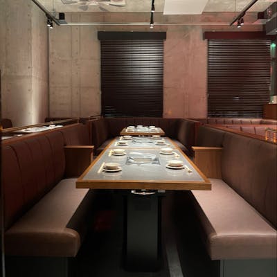 オーセンティックでハイブリッドな空間