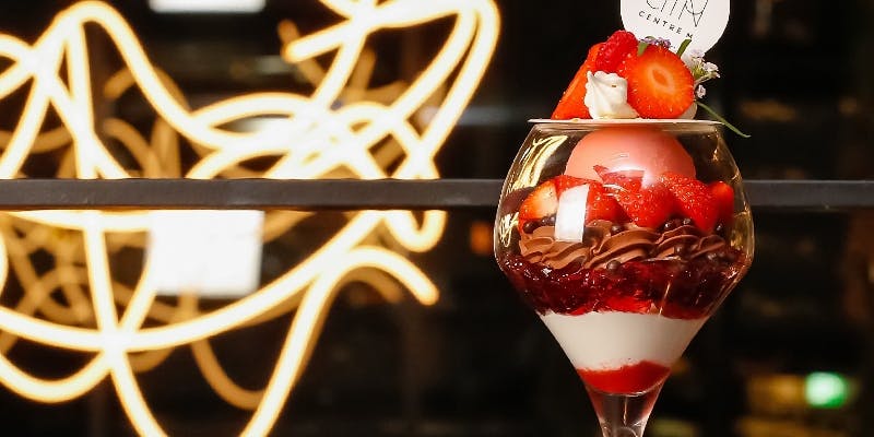 【冬季限定】parfait chocolat fraise ～苺とショコラの贅沢パフェ～