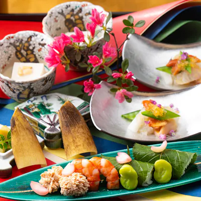 五感で味わう、季節の会席料理