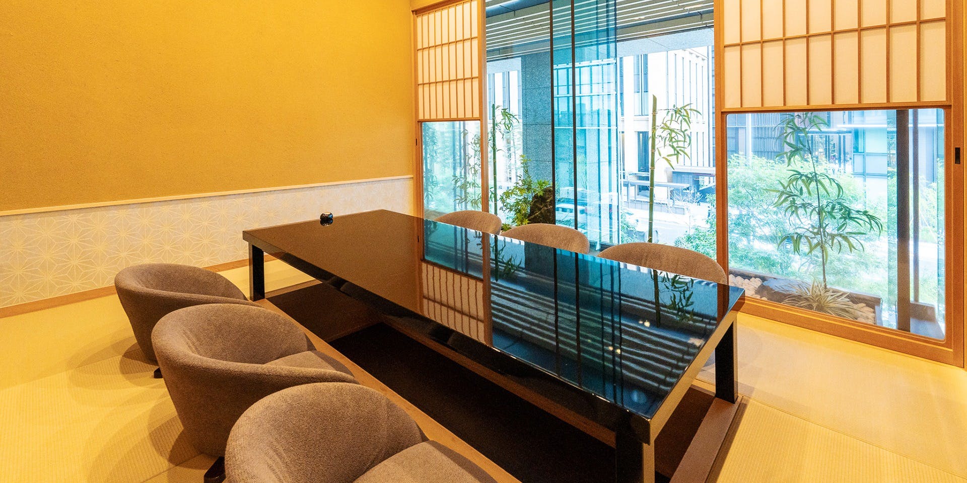 丸の内 舞’s（MAI's）