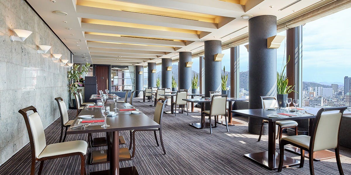 スカイレストラン ボン・ルパ／ホテル グランヴェール岐山 - 画像1