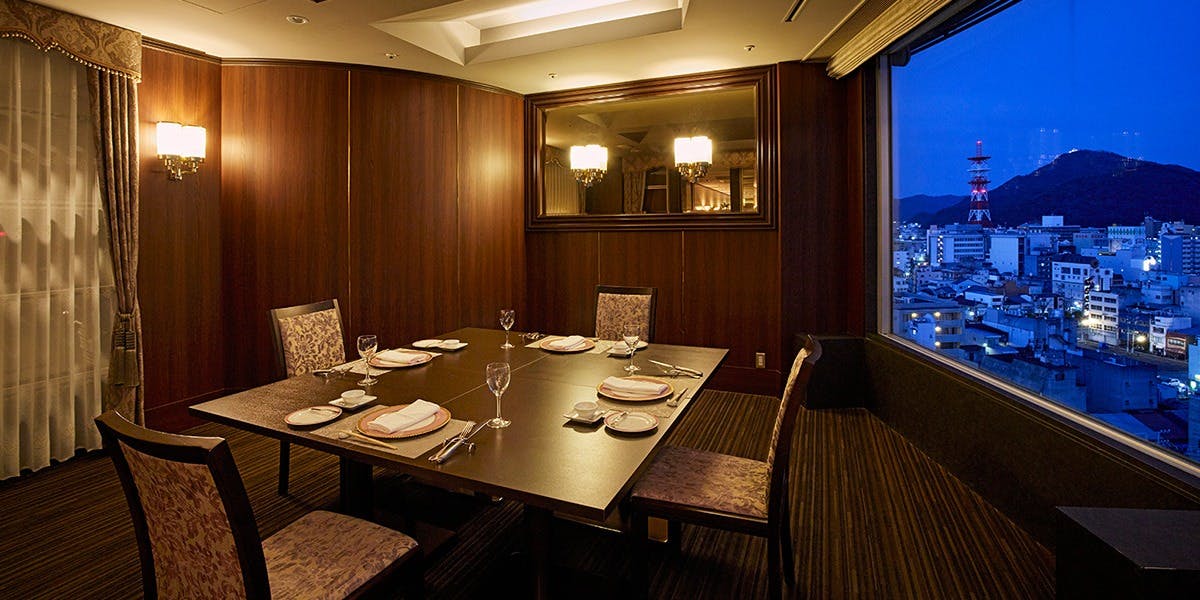 スカイレストラン ボン・ルパ／ホテル グランヴェール岐山 - 画像3