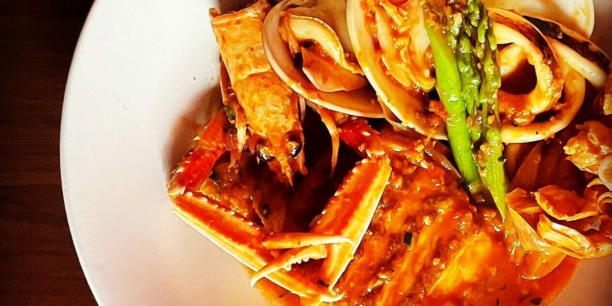 オステリア プロフーモ（Osteria Profumo）