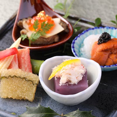 巧緻を極めた、芸術品のようなつまみの数々