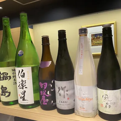 日本酒やワインなど幅広いラインナップ