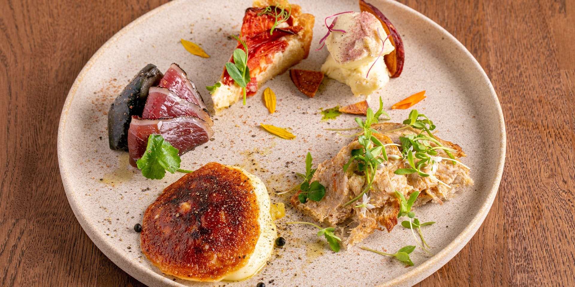 ELOVE（エラブ）