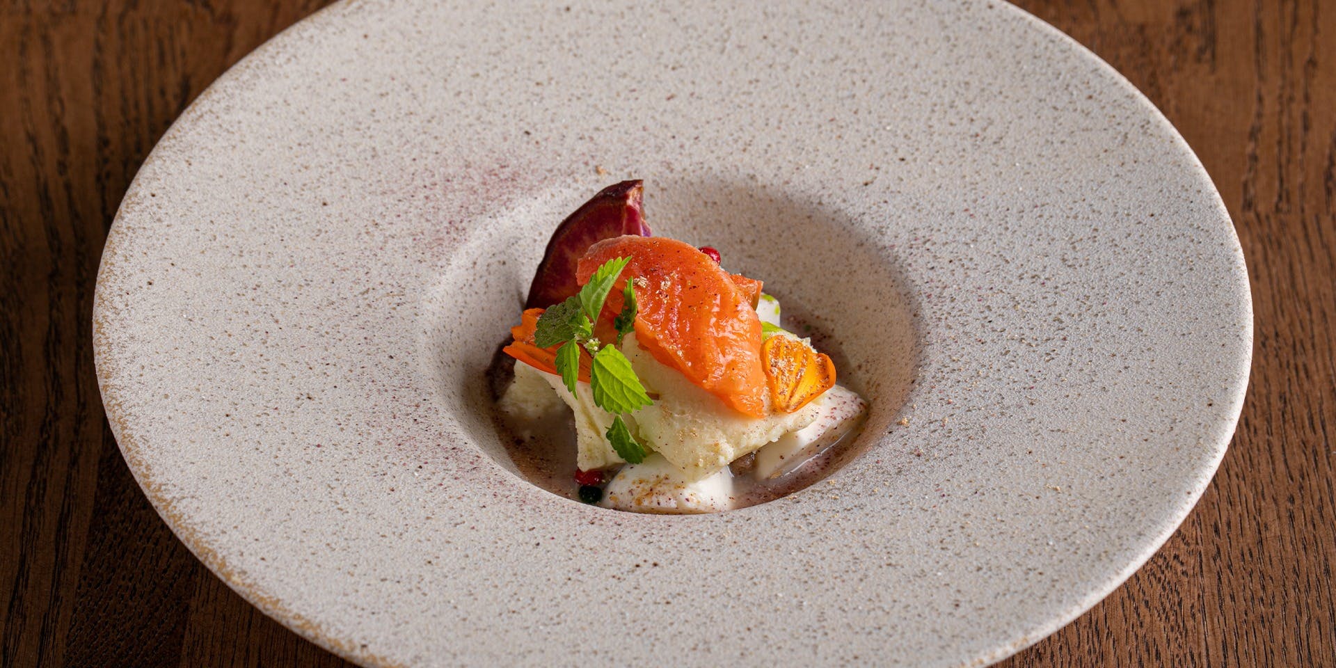 ELOVE（エラブ）