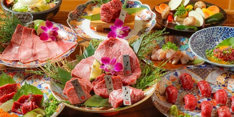 2名様～【期間限定／飲み放題付】 極上厳選黒毛和牛コース ～牛刺し3種とサーロインステーキ～