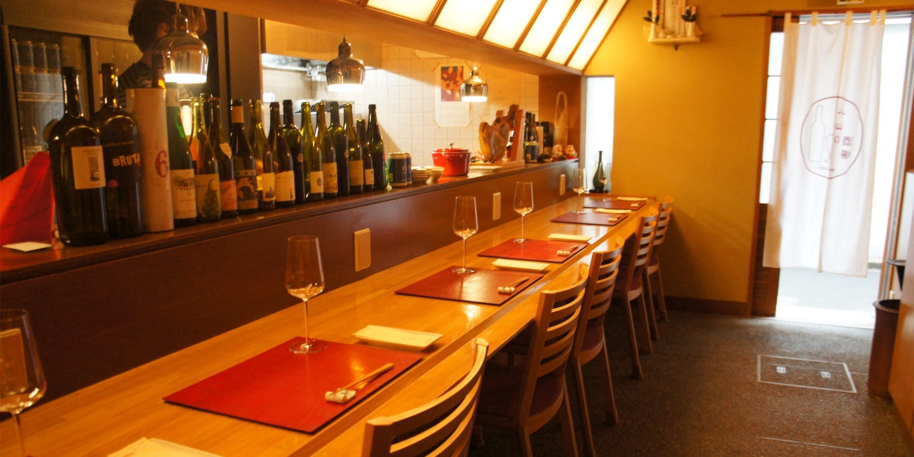 小山の酒場 Social SAKABA