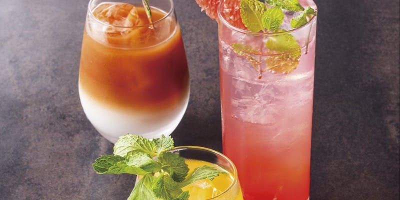 【選べるノンアルコールカクテル付き】選べるメインディッシュ（1品）＋ハーフブッフェ＋プチデザート