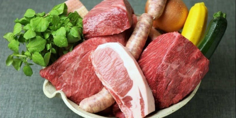 【至福の肉づくしコース】厳選ステーキ5種盛り、GAM特製ハンバーグ、肉入りTKGなど全7品