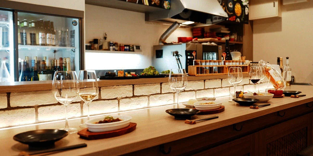 創作料理とワインのお店 上田慎一郎 natural stand salon - 画像1