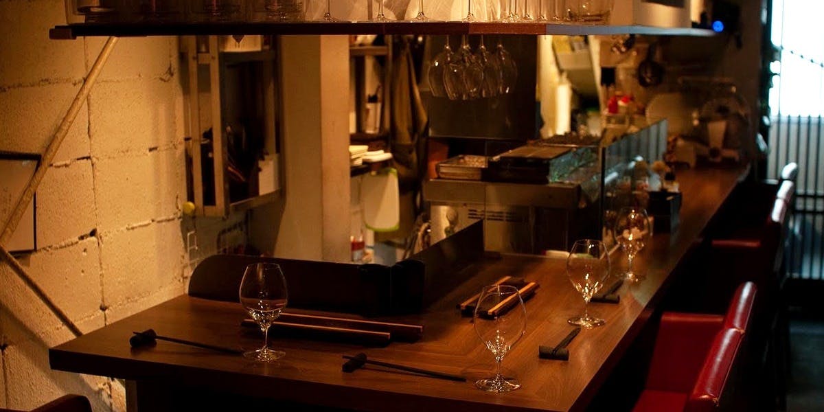 焼鳥とワイン ソバヤノニカイ