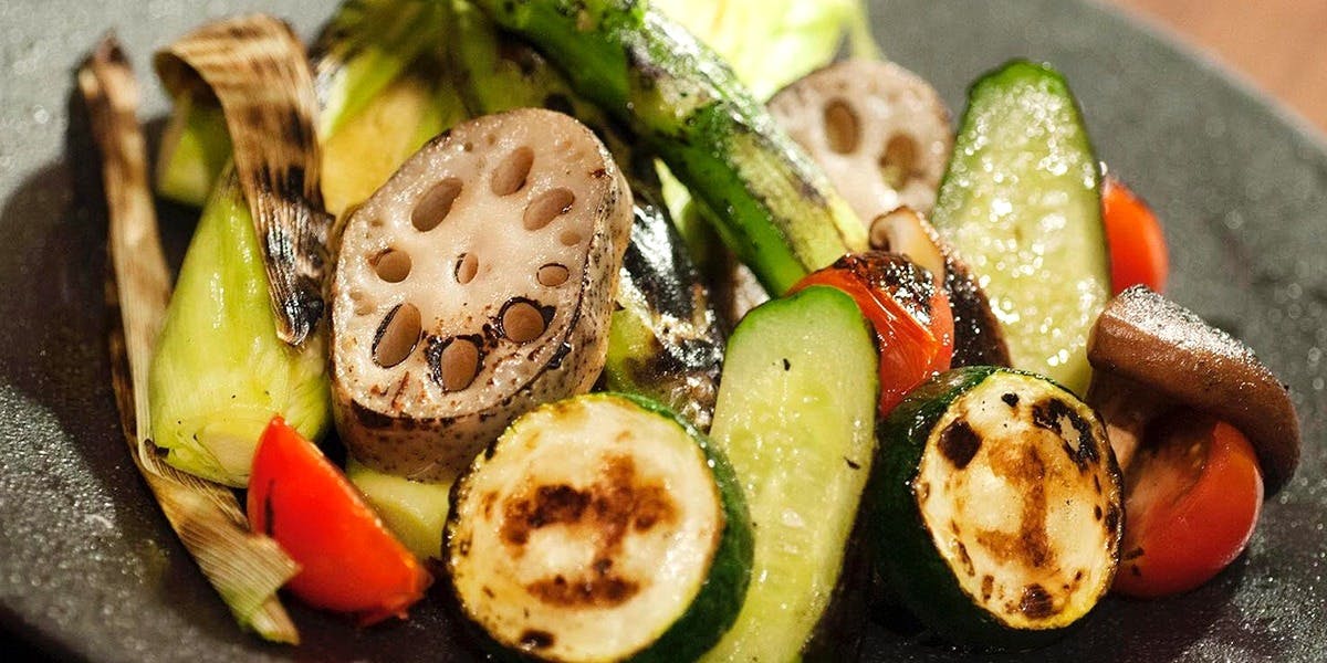 焼鳥とワイン ソバヤノニカイ