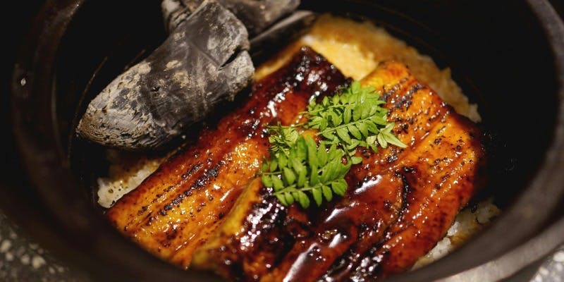 【月】全10品 　〆は旬の食材の燻製土鍋御飯