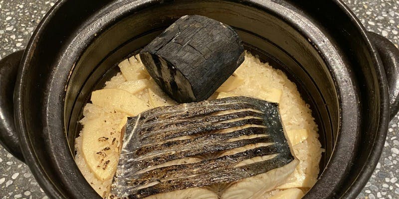 【月】全10品 　〆は旬の食材の燻製土鍋御飯