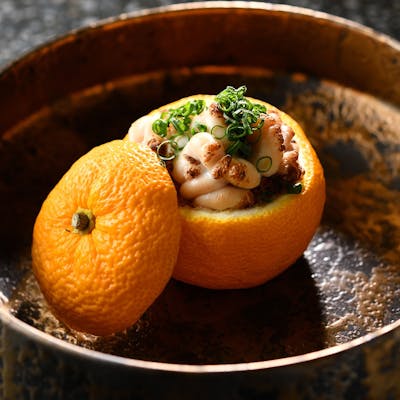 四季折々の表情を見せる、心を込めたおまかせコースに舌鼓