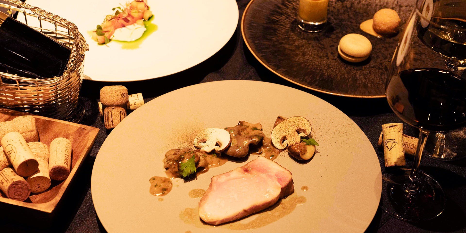 明治屋ワイン亭