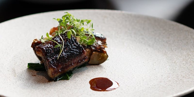 【Lively：ライブリー】　メイン料理はお肉？お魚？選べるコース 全5品