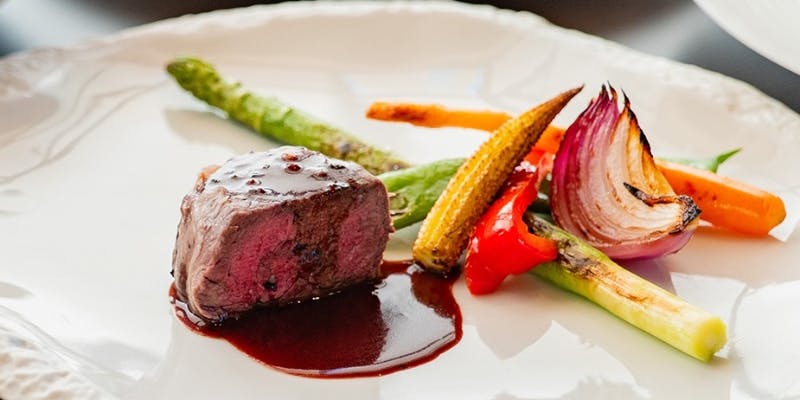 【Signature ：シグネチャー】至極のフルコースを愉しむ全7品＋乾杯用グラスシャンパン