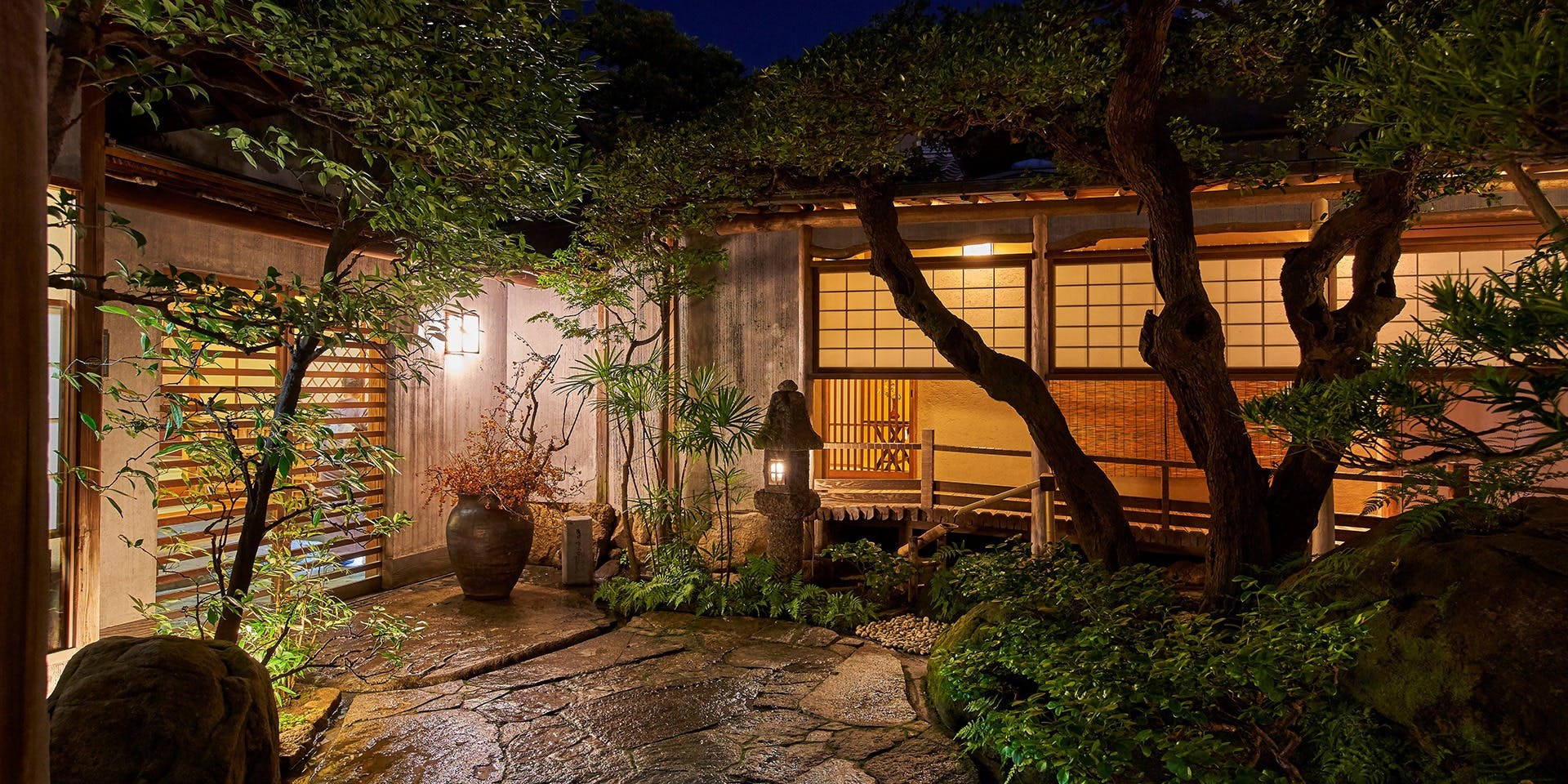 料亭 二蝶（りょうてい にちょう）