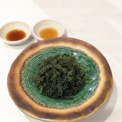 沖縄の食材にこだわっています
