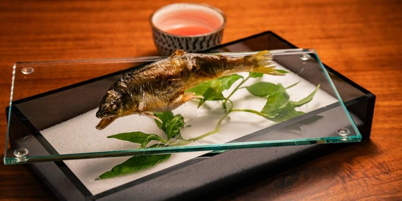 「奏」季節を奏でる創作懐石のコースです。是非 ご賞味あれ。