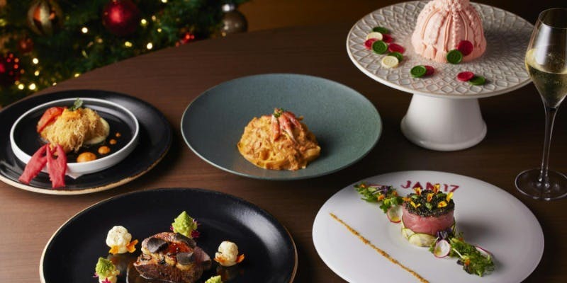 【Xmas 2025】クリスマスディナーコース＋窓際席確約＋乾杯シャンパン（17時）