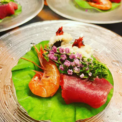 道産食材にこだわるだけでなく目や耳でも感じる「あそび心」をくわえた創作性料理