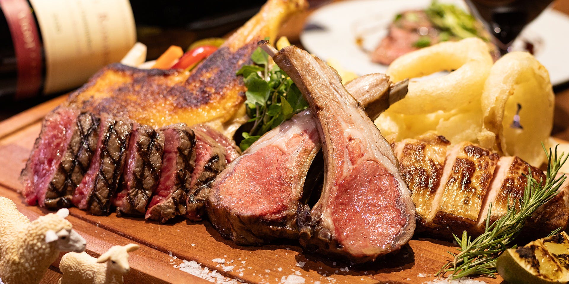 ROPPONGI STEAK HOUSE MEATON（【旧店名】The SHEEP FORCE）