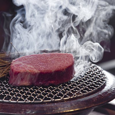 料理長「三井秀和」自ら厳選した、拘りの生産農家より仕入れた食材