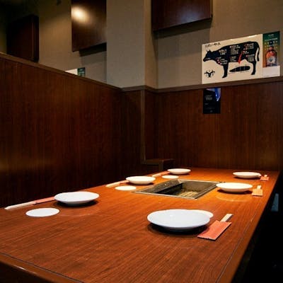 落ち着いた雰囲気でゆったりとお寛ぎいただけます