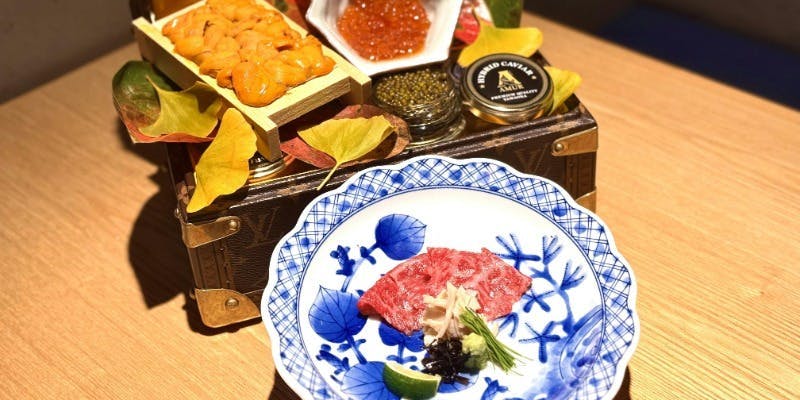 【金曜限定】乾杯スパークリング＋神戸牛コース 極上肉てっさ、神戸牛江戸味噌すき焼き、生大福