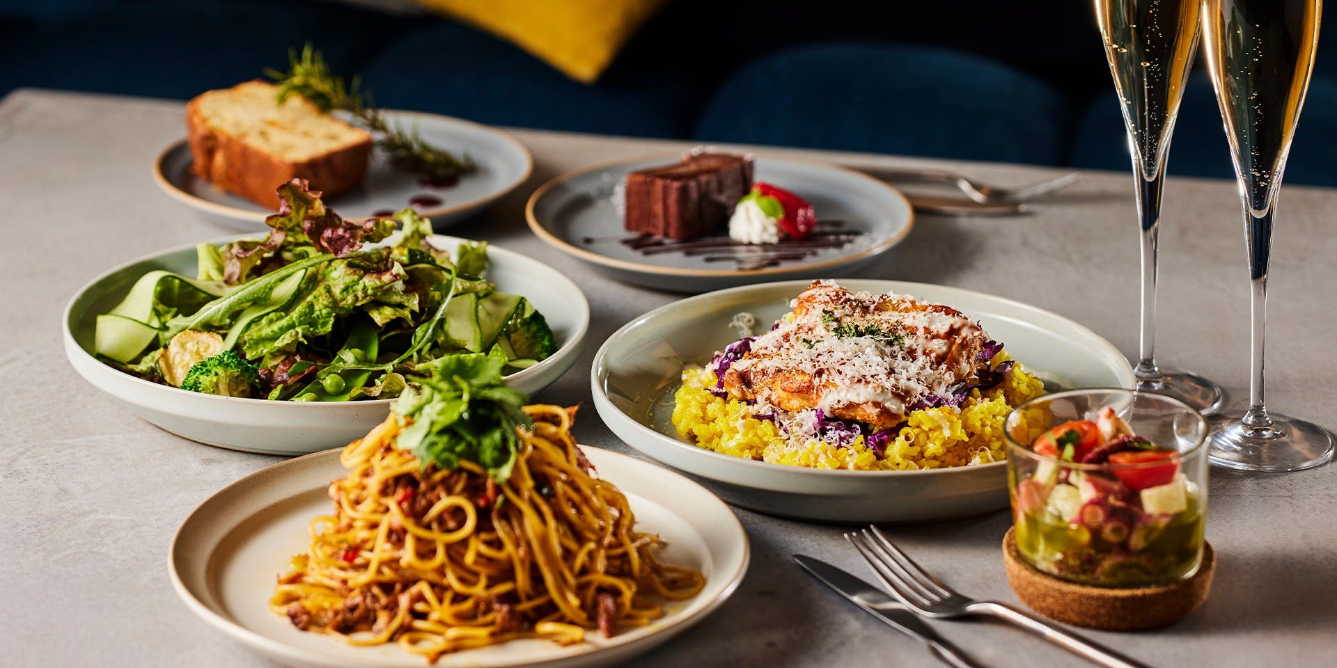 スラッシュカフェアンドバー 川崎（slash cafe & bar 川崎） - 画像5