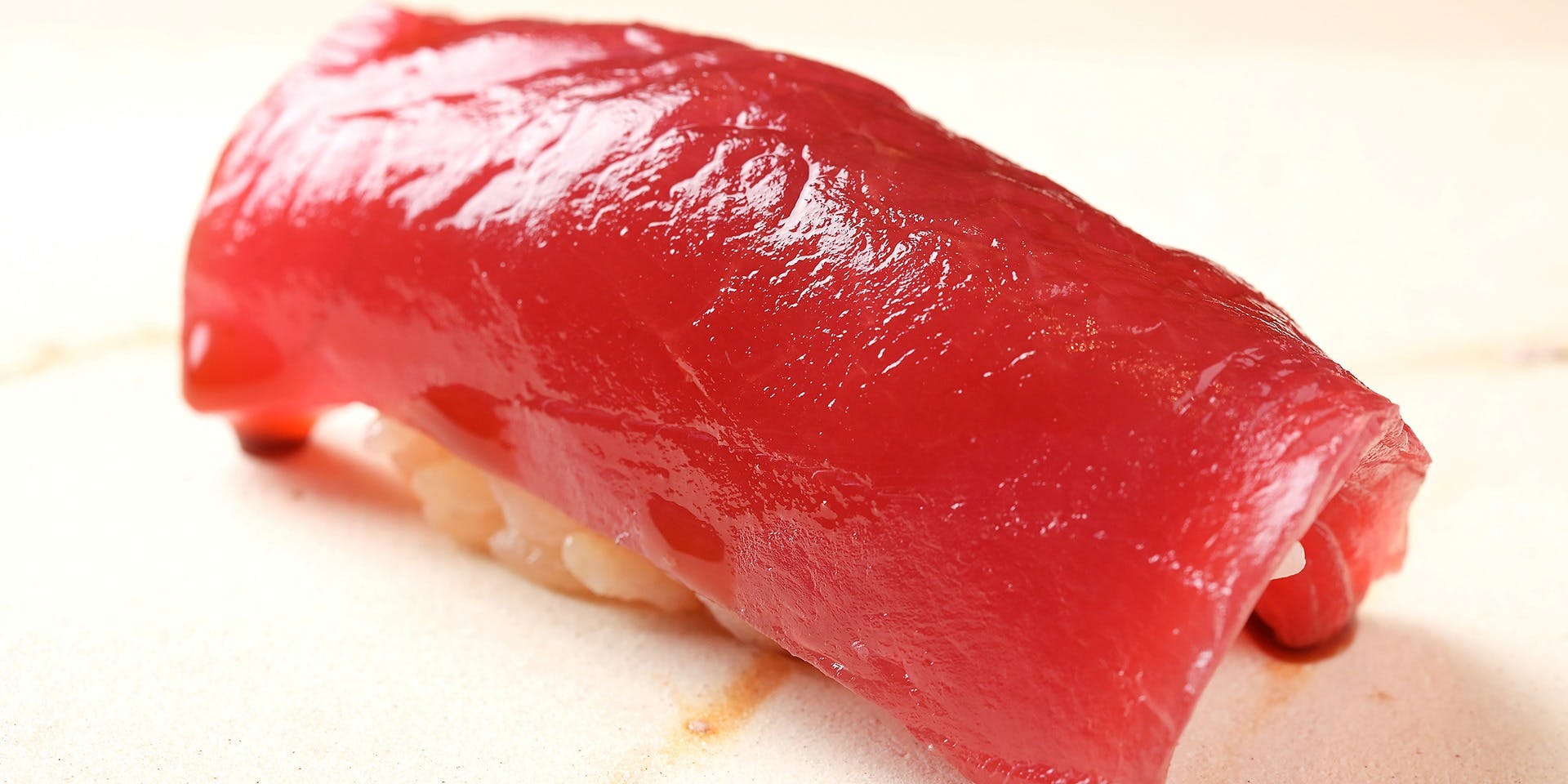 鮨 城間（シロマ）