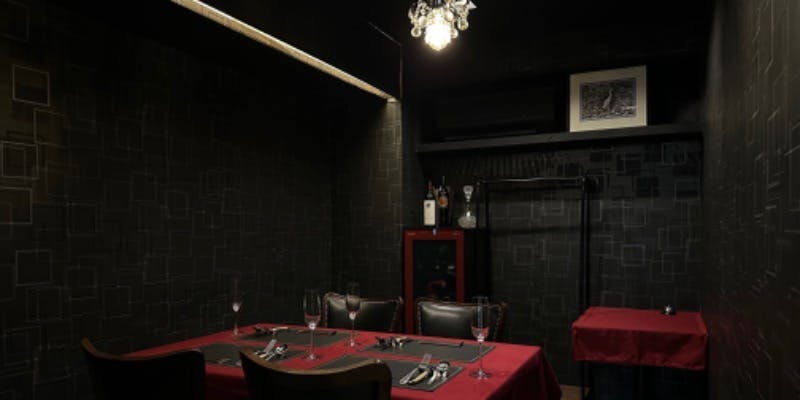 【2025】The Omnibus X‘masフルコース＋乾杯シャンパン付きプレミアムフリーフロー