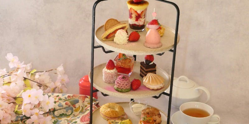 いちごと桜のアフタヌーンティ