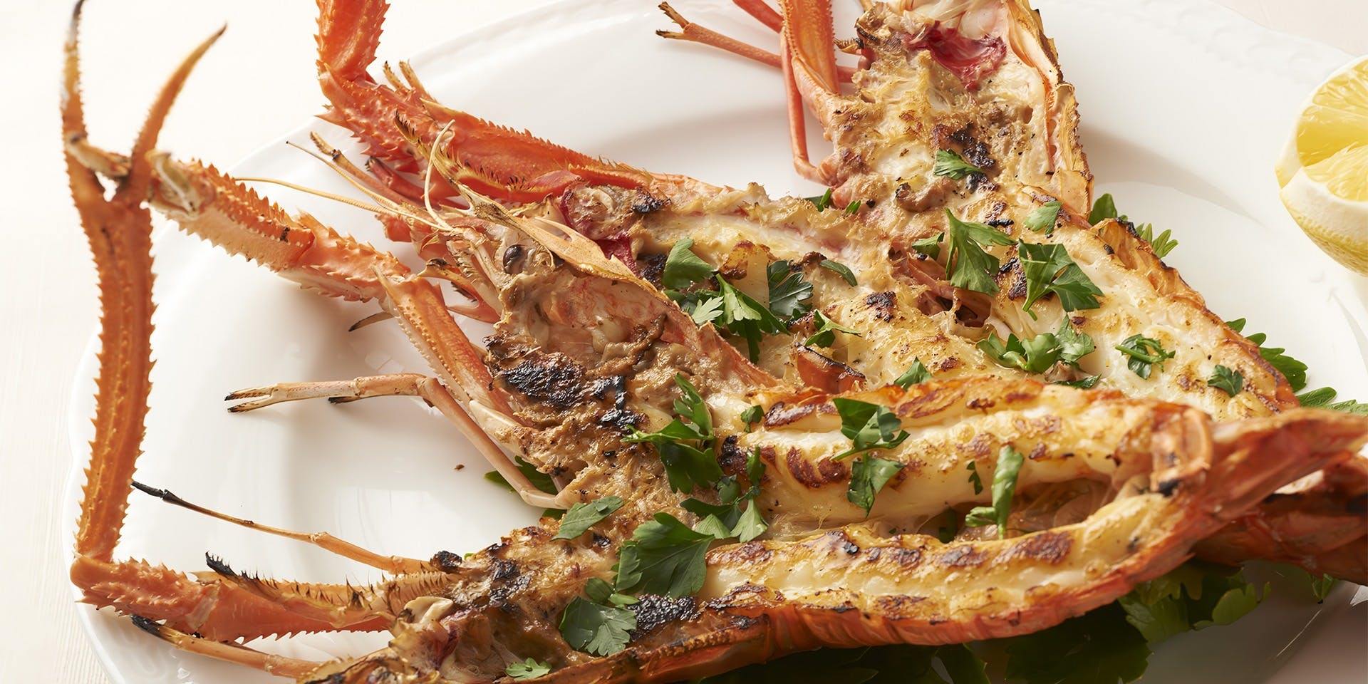 クチーナ ヒラタ