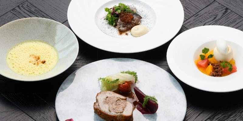 【12月・1月】平日限定 4コースランチ＋飲み放題