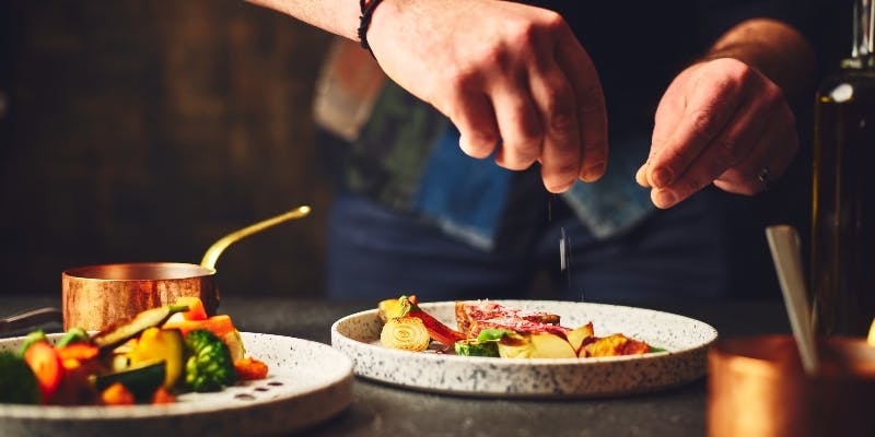 【おまかせカウンター限定コース　全3品】