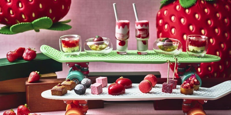 ストロベリーアフタヌーンティー＋カフェフリー（11時半～12時半入店）