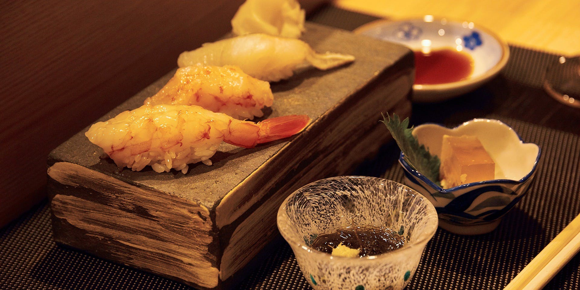 鮨と酒 魚伸（ウオシン）