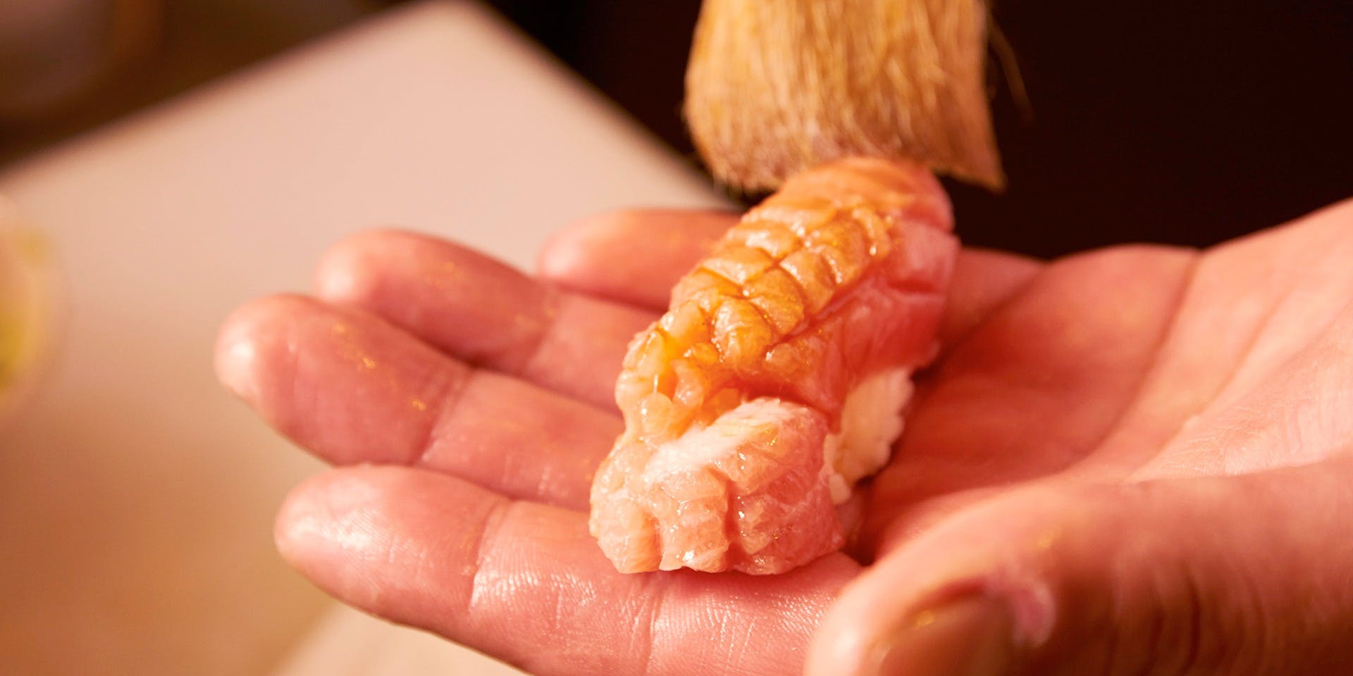 鮨と酒 魚伸（ウオシン）