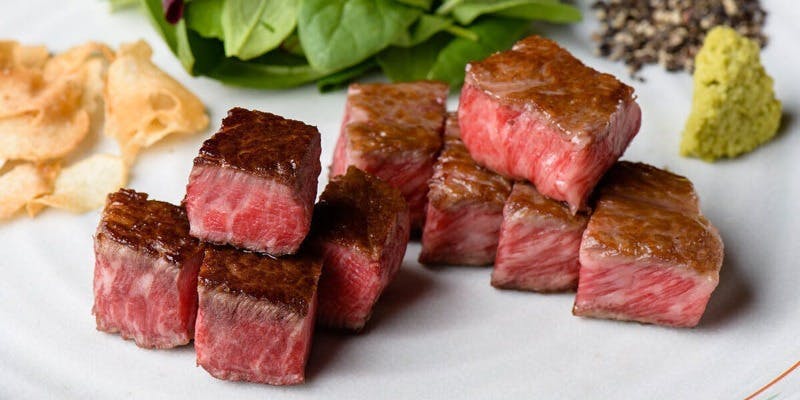 A5黒毛和牛フィレ・サーロインとあわびのステーキコース