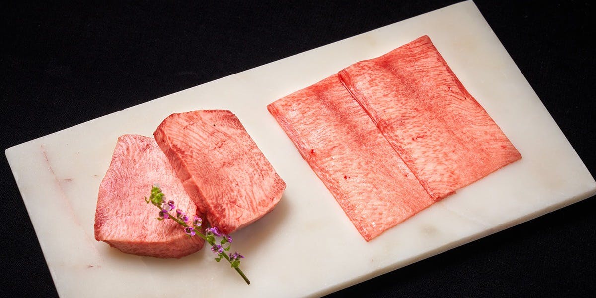 和牛焼肉 やくにく 路地裏