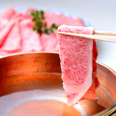 自家製のポン酢と秘伝のゴマだれで